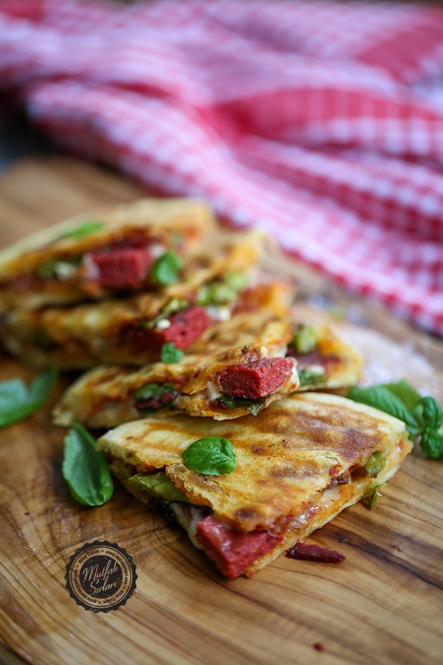 Bazlama Karışık Tost